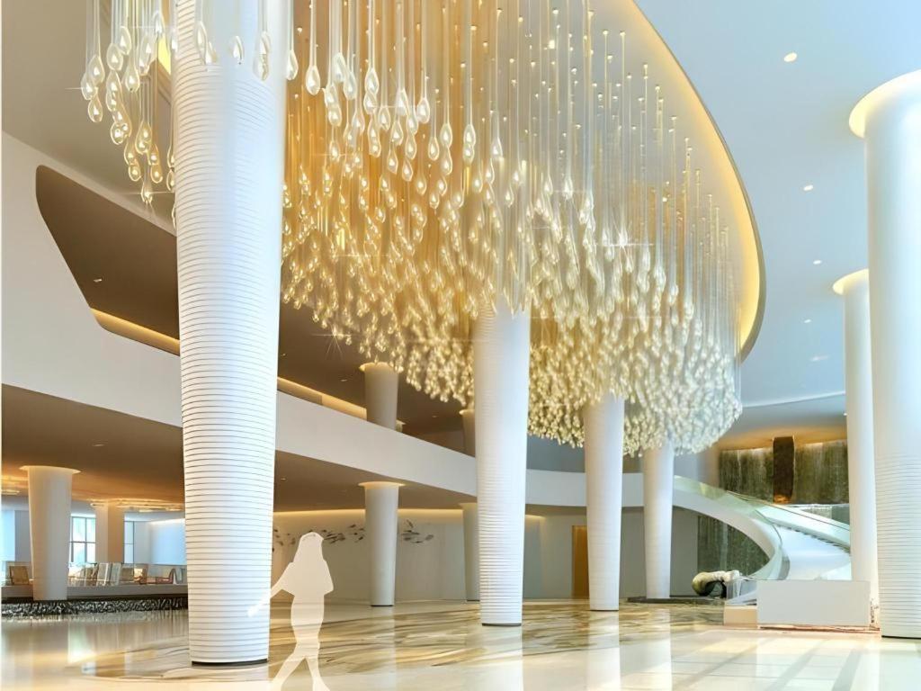 Wyndham Garden Hotel Lingshui  Exterior photo