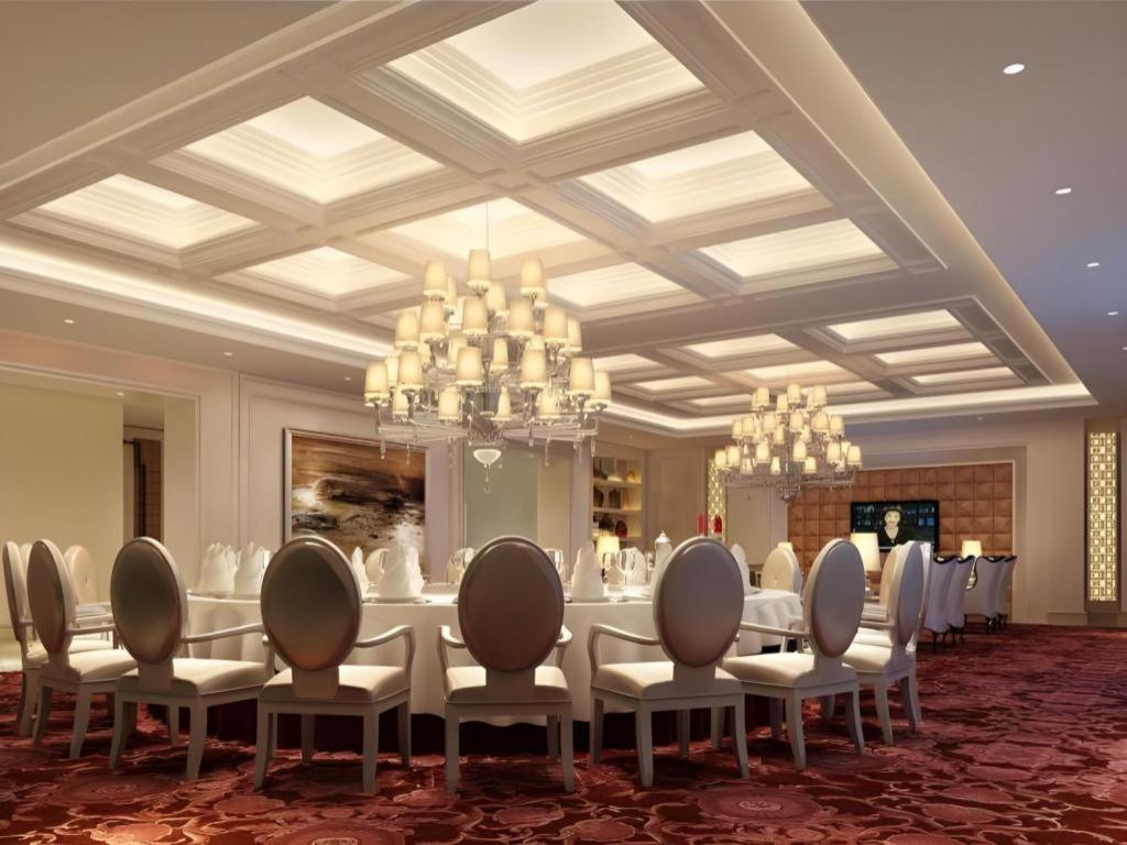 Wyndham Garden Hotel Lingshui  Exterior photo