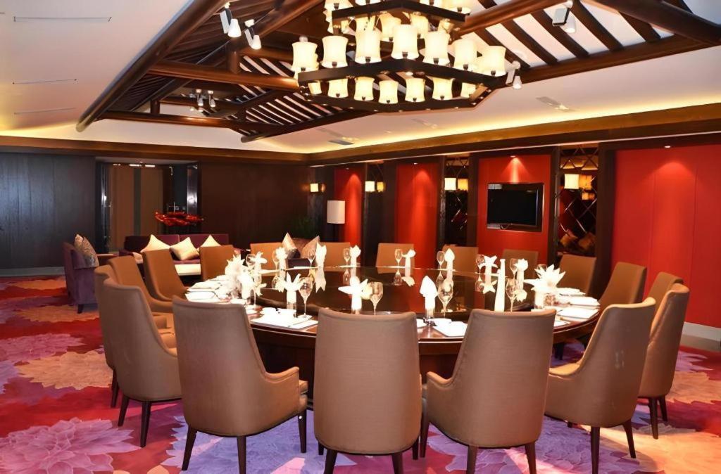 Wyndham Garden Hotel Lingshui  Exterior photo